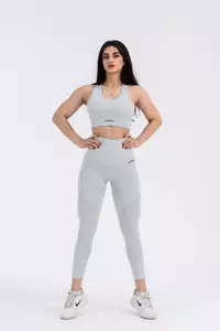 Modèle Fit - Ensemble de Sport Femme - Gris